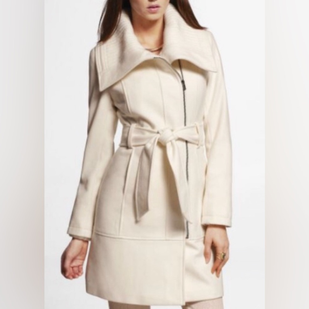 Trend 2026! 🎁Like New Express Cream Belted Peacoat Jacket- XS